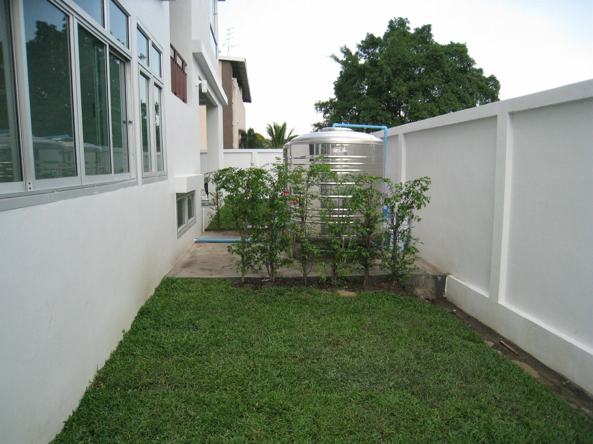 The Meet Green Apartment Banguecoque Exterior foto